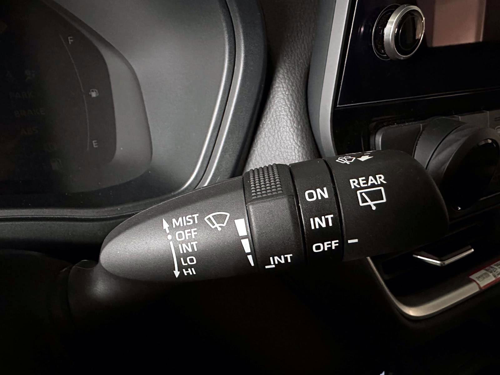 Used 2025 Toyota Grand Highlander AWD image 27