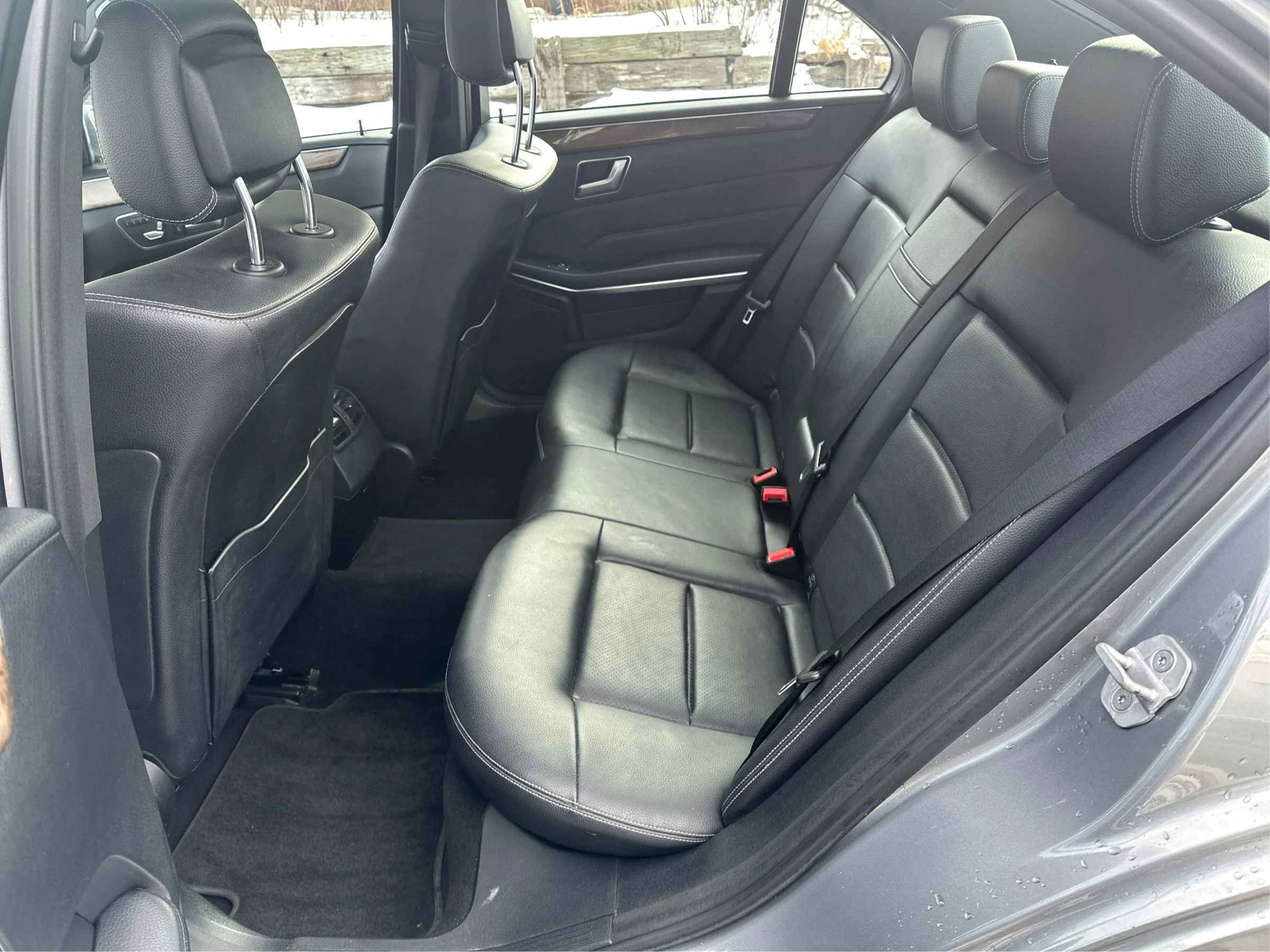 Used 2014 Mercedes-Benz E 350 E 350 4MATIC Sedan 4D image 10