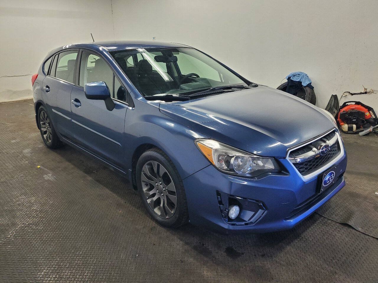 Used 2012 Subaru Impreza 2.0i Premium w/ All-Weather Pkg AWD/4WD image 3