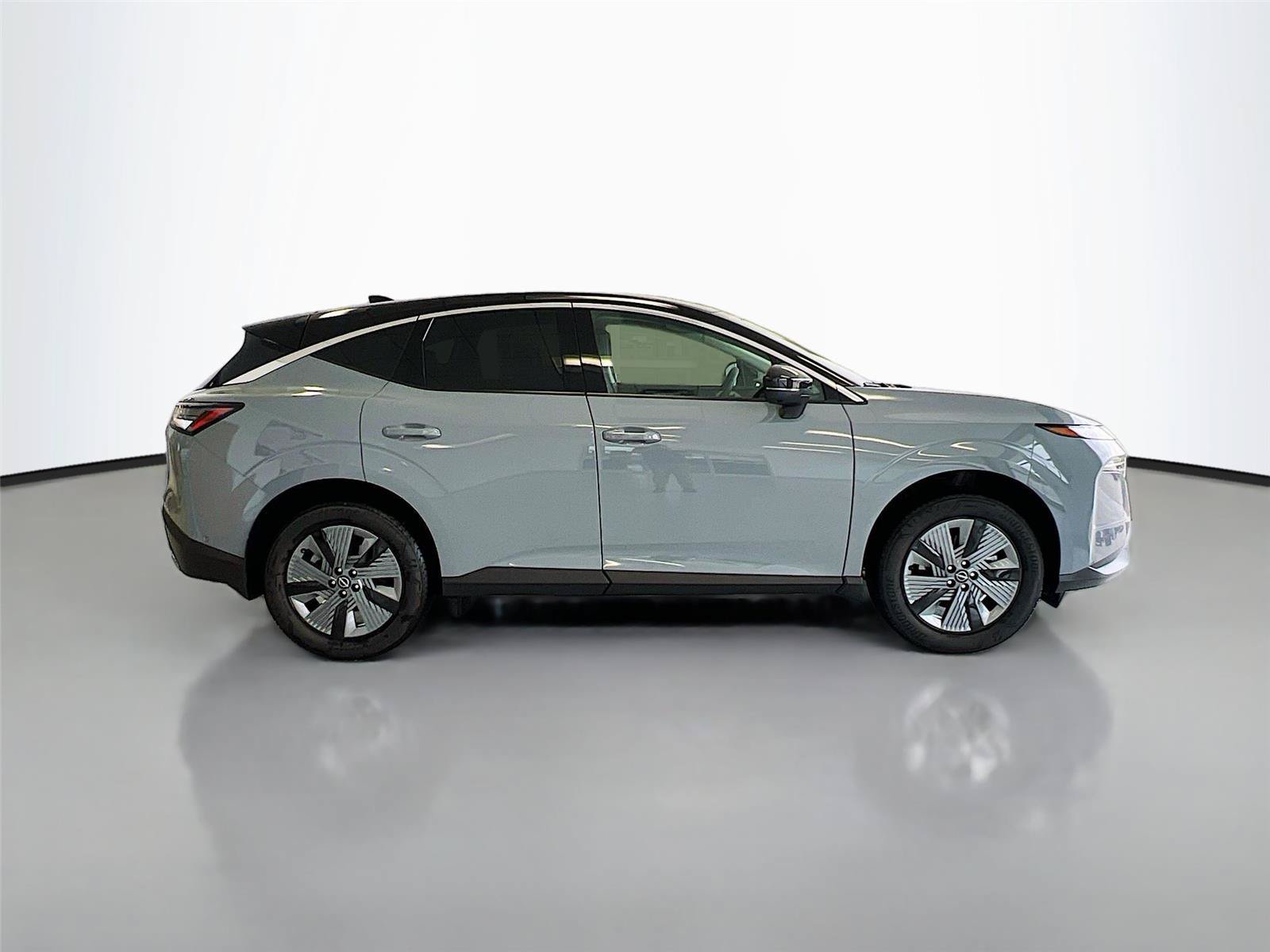 Used 2025 Nissan Murano SL AWD/4WD image 16