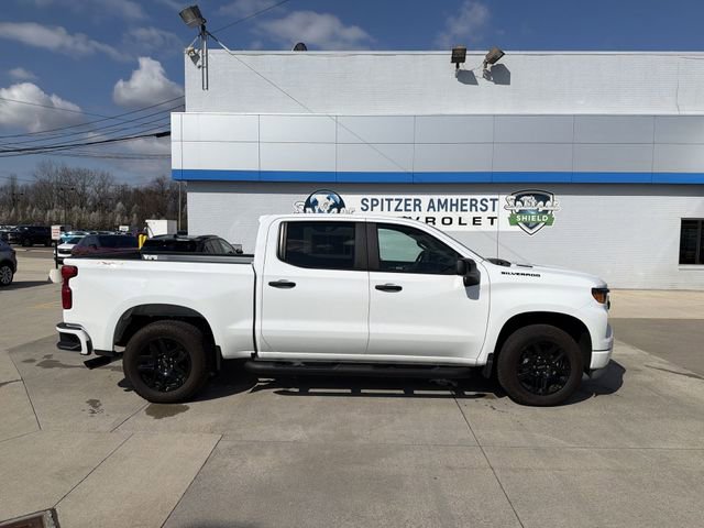 Used 2025 Chevrolet Silverado 1500 Custom w/ Turbomax Blackout Package image 11