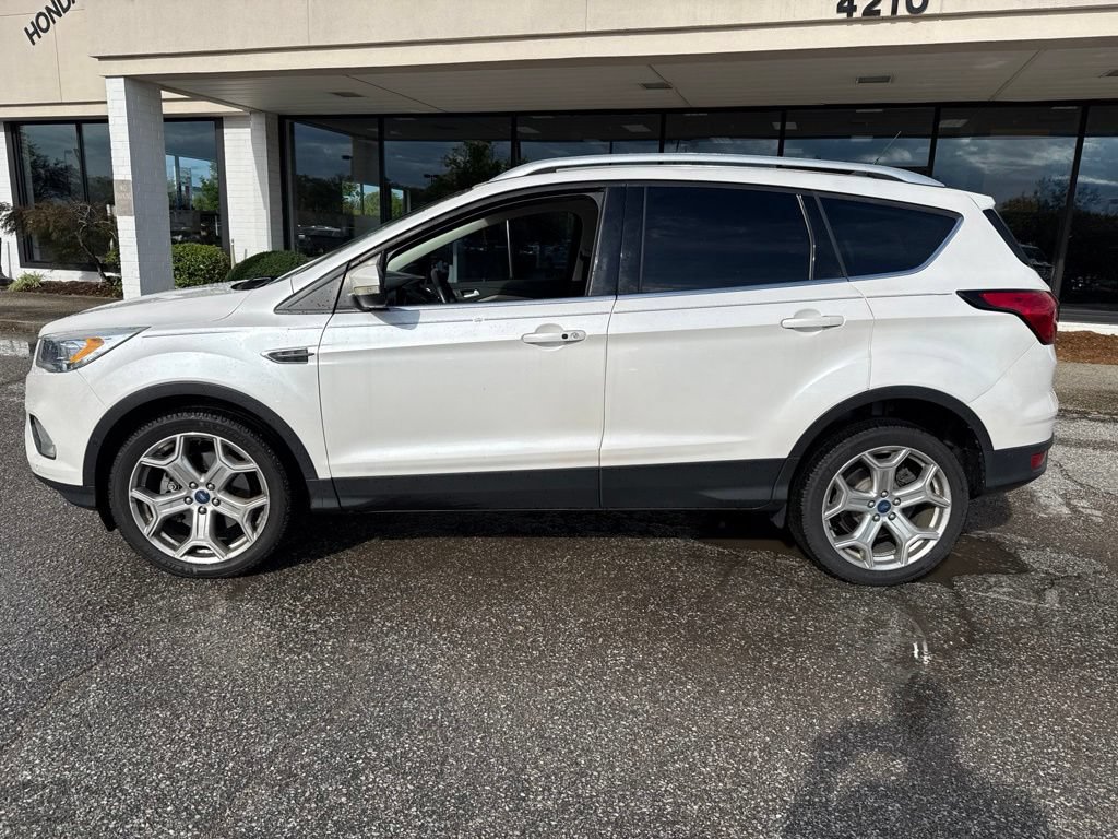 Used 2019 Ford Escape Titanium AWD/4WD image 8