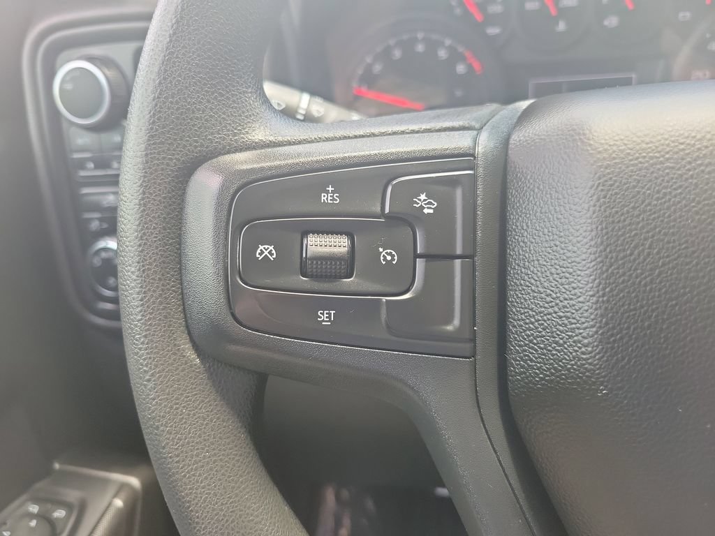 Used 2023 Chevrolet Silverado 1500 Custom AWD/4WD image 25