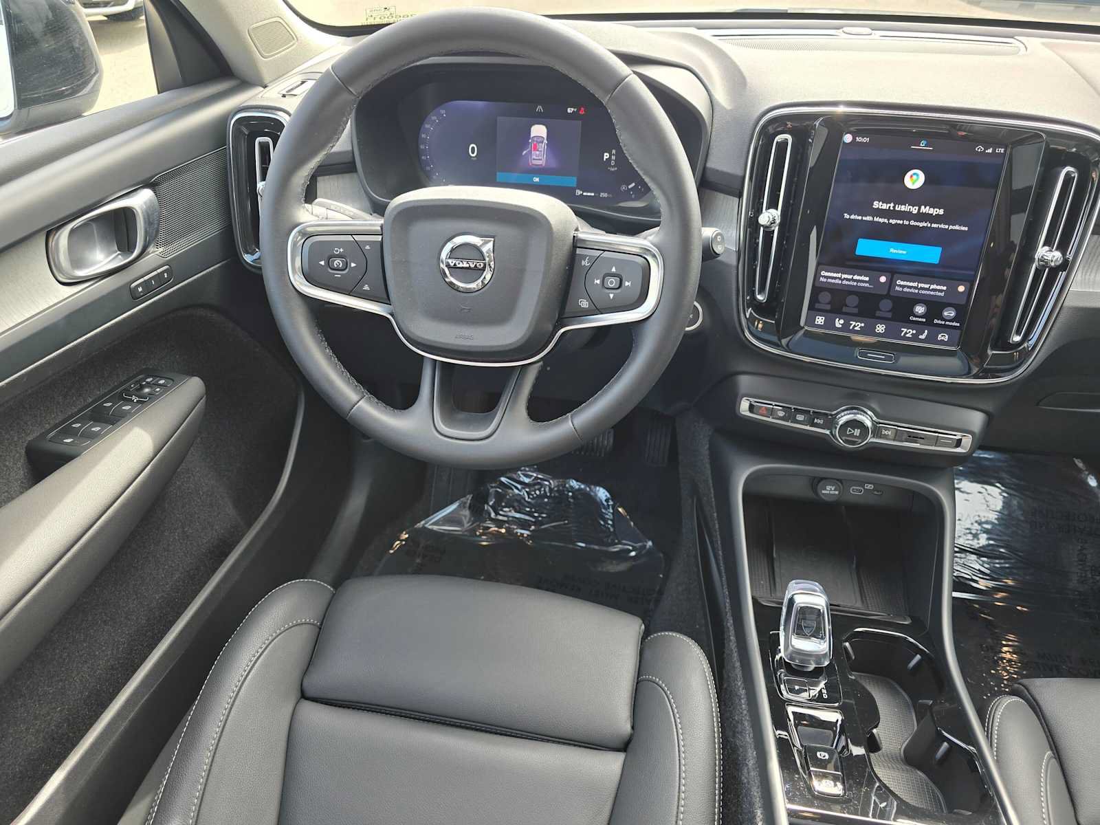 Used 2026 Volvo XC40 B5 Plus w/ Protection Package Premier AWD/4WD image 17