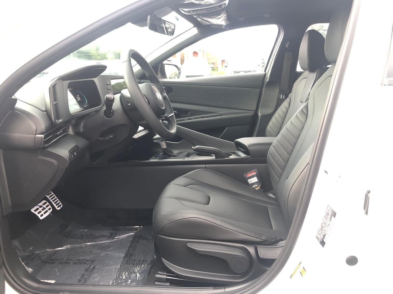 New 2026 Hyundai Elantra SEL Sport FWD image 20
