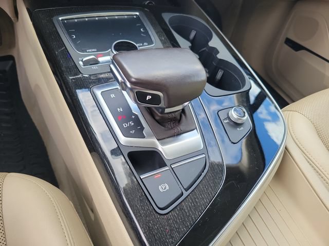 Used 2018 Audi Q7 3.0T Prestige AWD/4WD image 32