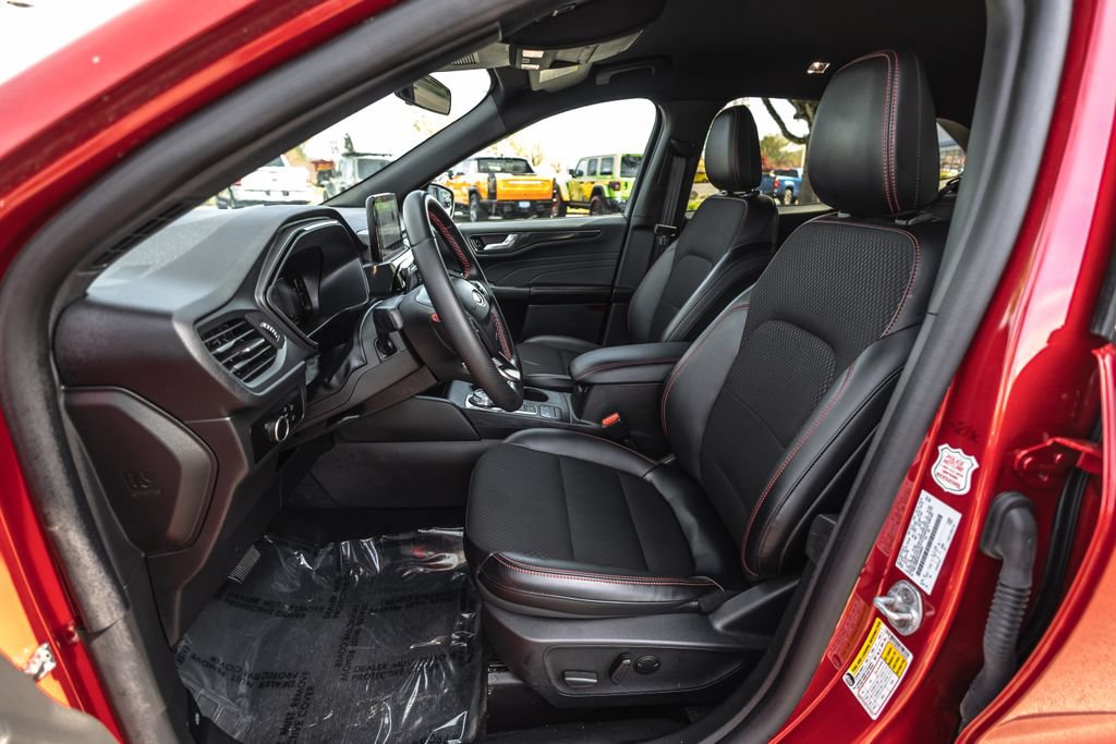 Used 2025 Ford Escape ST-Line AWD/4WD image 20