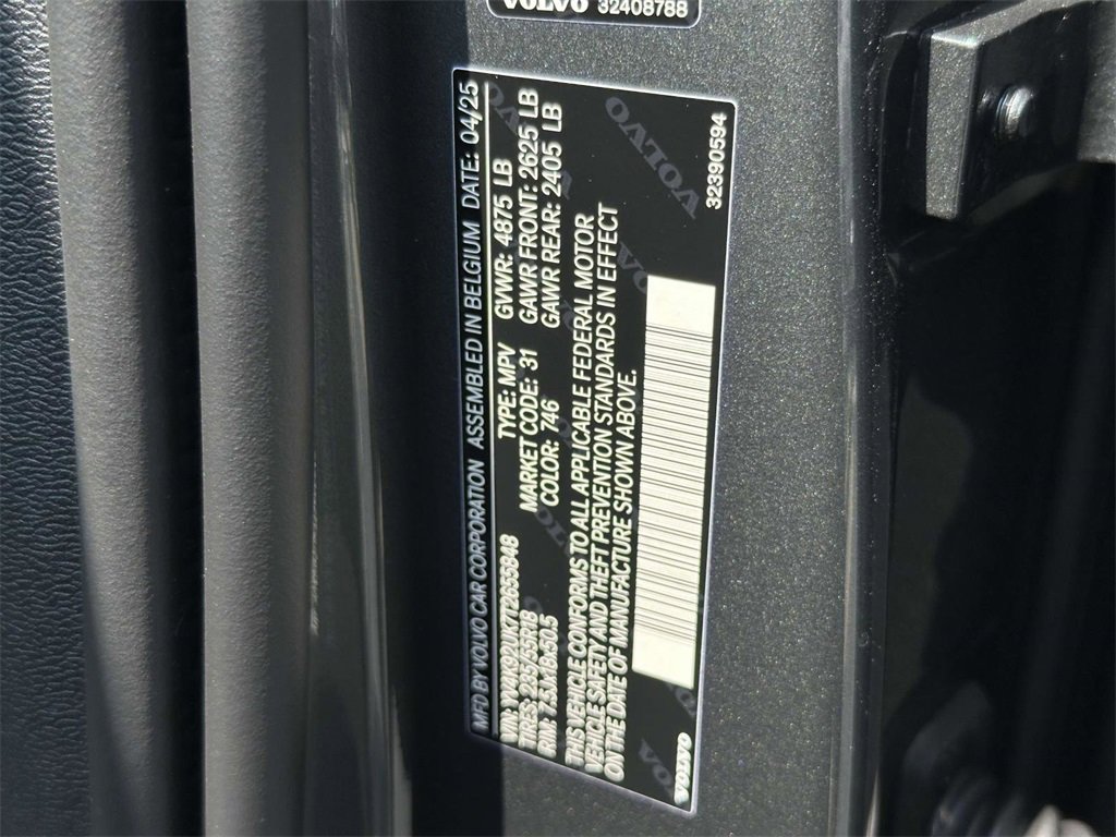 New 2026 Volvo XC40 B4 Plus w/ Climate Package image 25