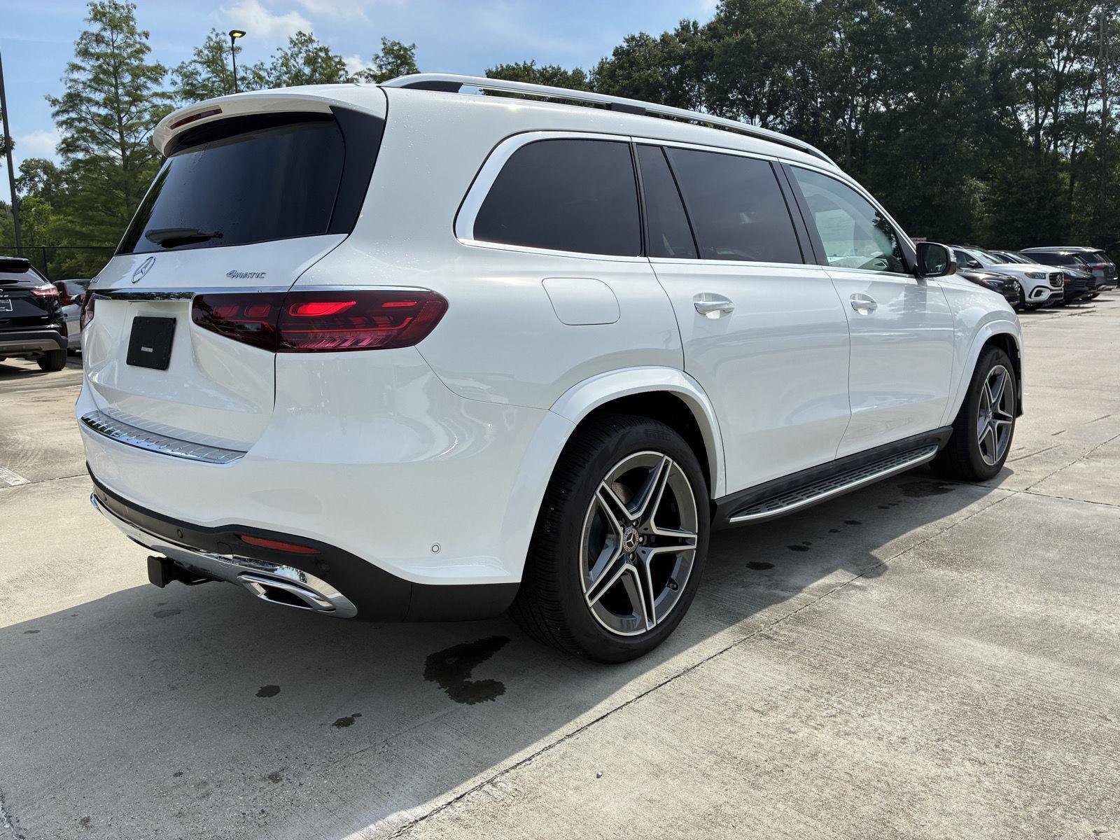 Certified 2026 Mercedes-Benz GLS 450 4MATIC image 27