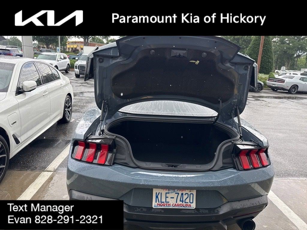Used 2024 Ford Mustang GT RWD image 8