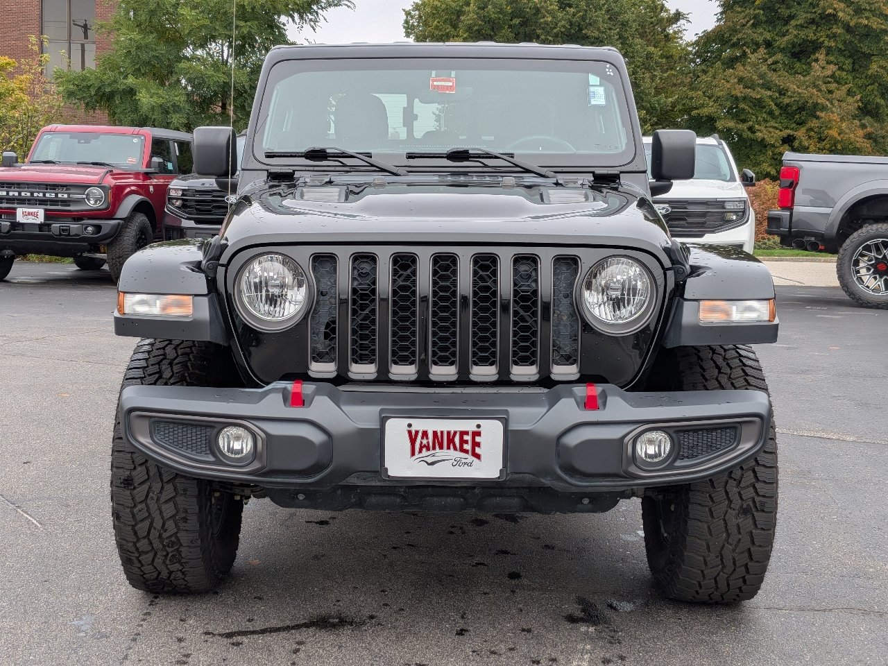 Used 2023 Jeep Gladiator Rubicon w/ Cold Weather Group AWD/4WD image 8