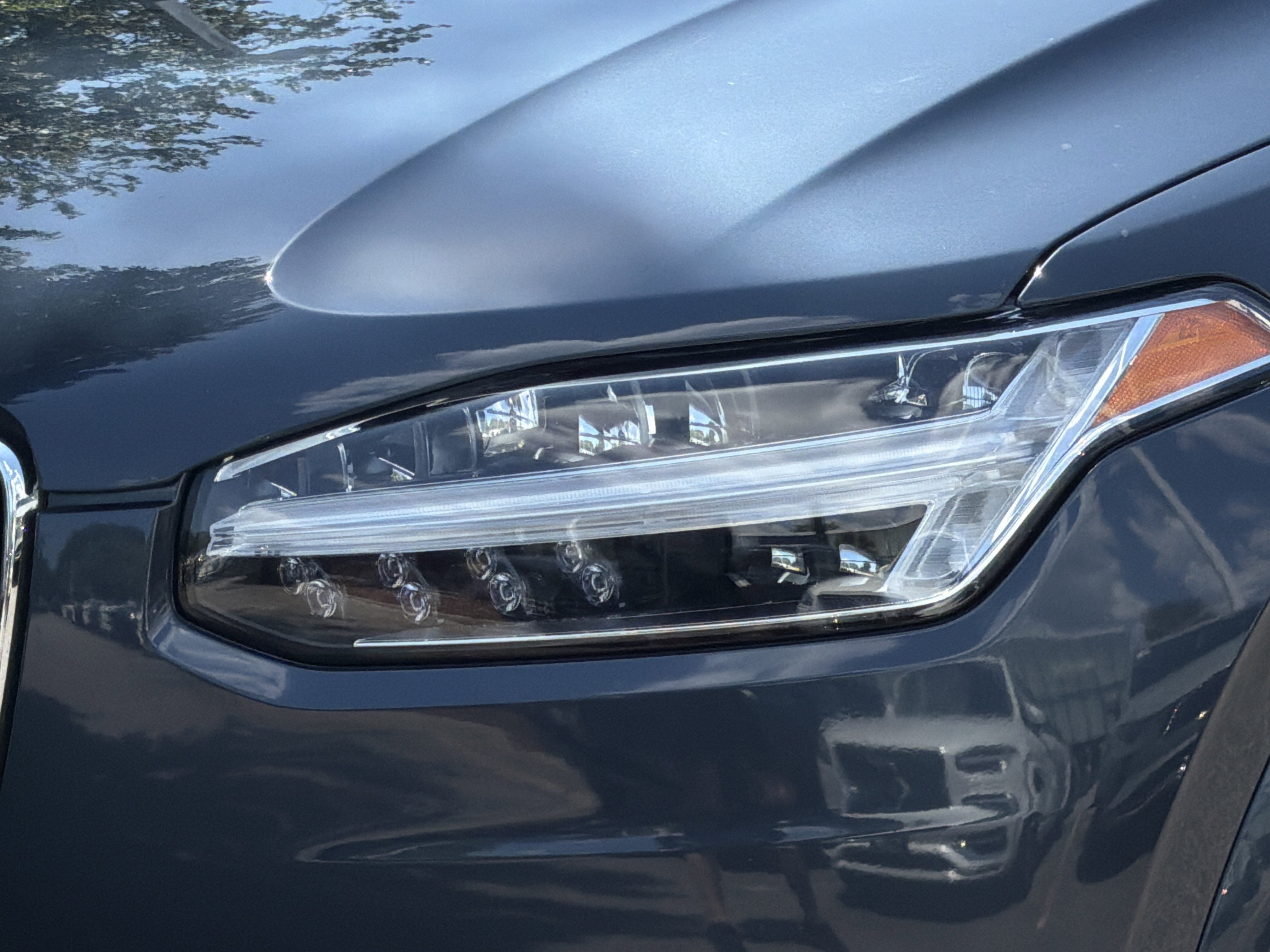 Certified 2023 Volvo XC90 B5 Core w/ Protection Package Premier AWD/4WD image 43
