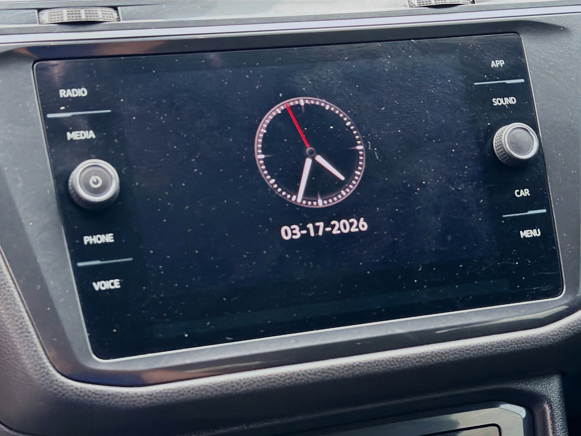 Used 2023 Volkswagen Tiguan SE R-Line image 11