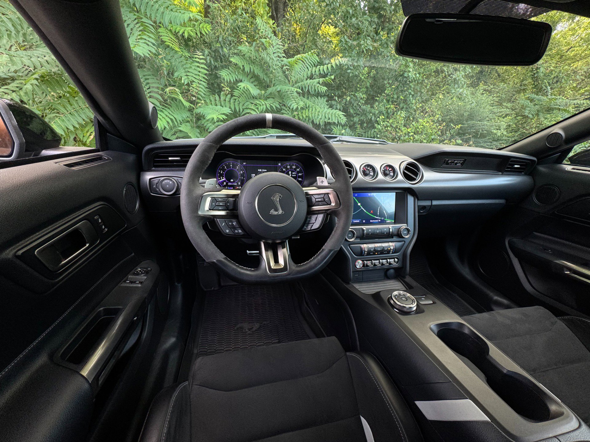 Used 2020 Ford Mustang Shelby GT500 w/ Technology Package image 41