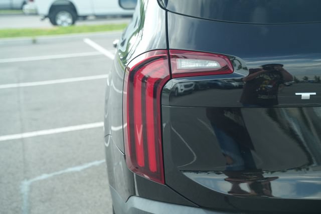 Used 2022 Kia Telluride EX w/ EX Premium Package FWD image 46