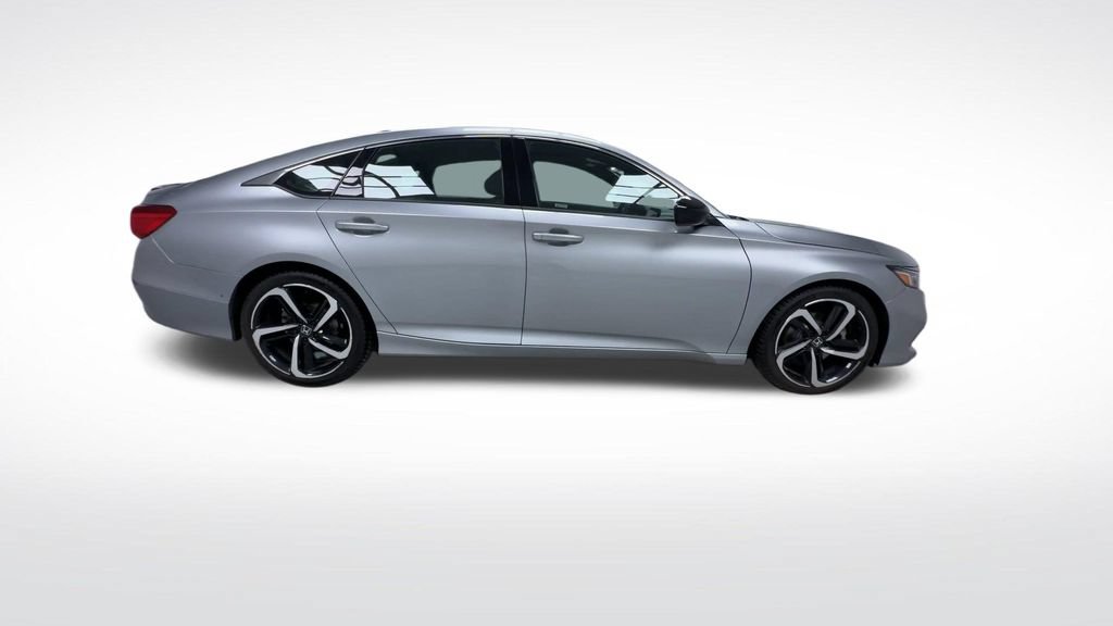 Used 2021 Honda Accord Sport image 9