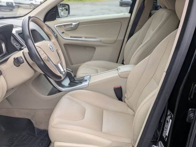 Used 2016 Volvo XC60 T6 Platinum w/ Protection Package AWD/4WD image 14