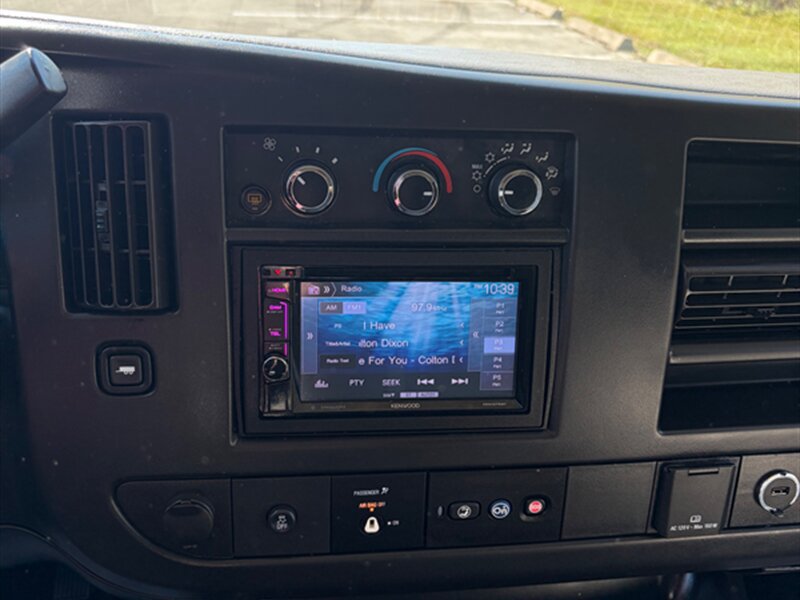 Used 2017 Chevrolet Express 3500 LT w/ LT Preferred Equipment Group RWD image 14