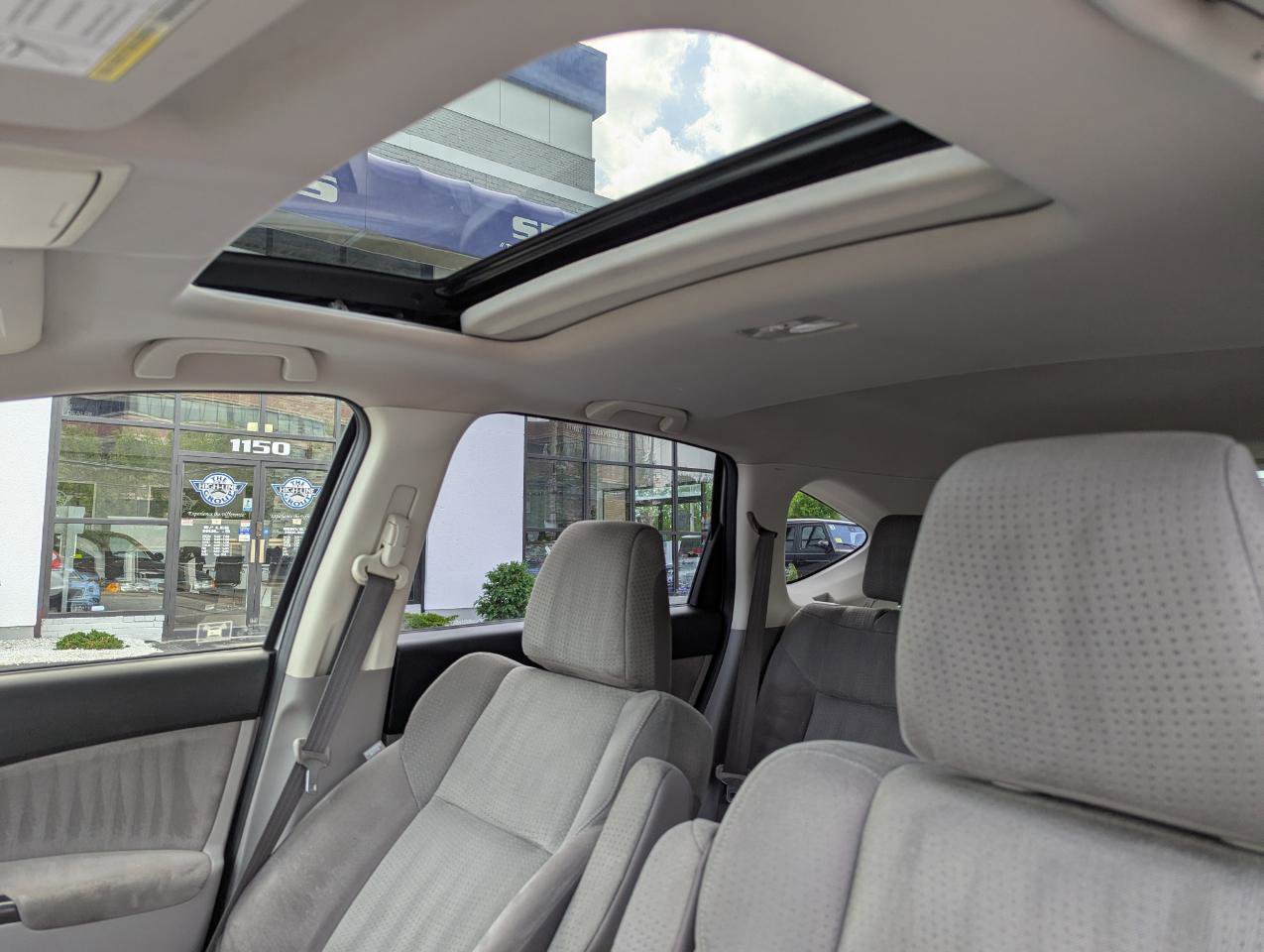 Used 2012 Honda CR-V EX image 28