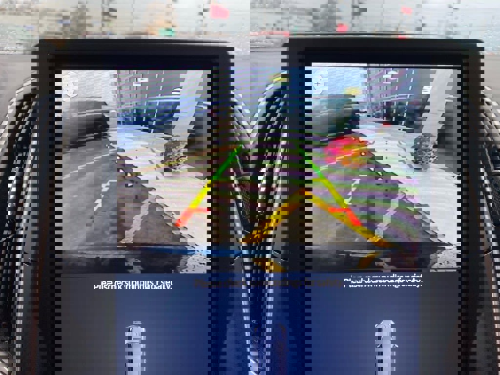 Used 2024 Ford Edge SEL w/ Convenience Package image 15