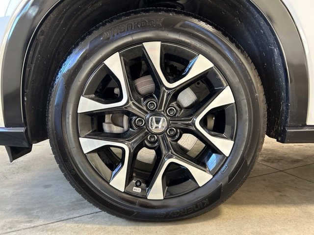 Certified 2026 Honda HR-V EX-L image 11