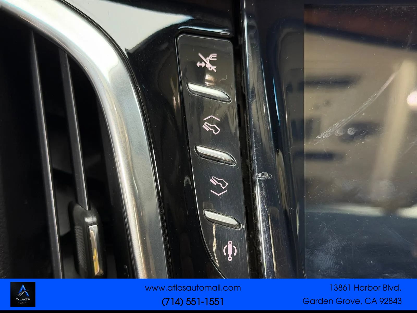 Used 2015 Cadillac Escalade Premium AWD/4WD image 42