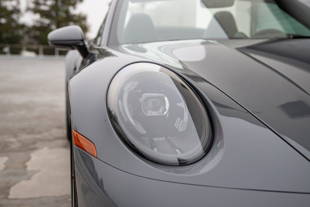 Certified 2025 Porsche 911 Carrera image 12