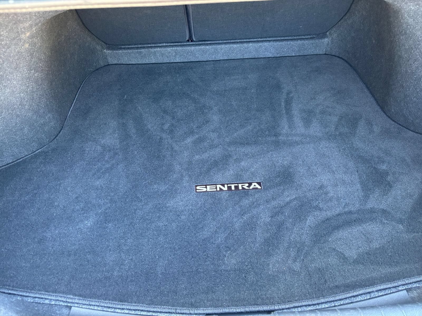 Used 2025 Nissan Sentra SV FWD image 31
