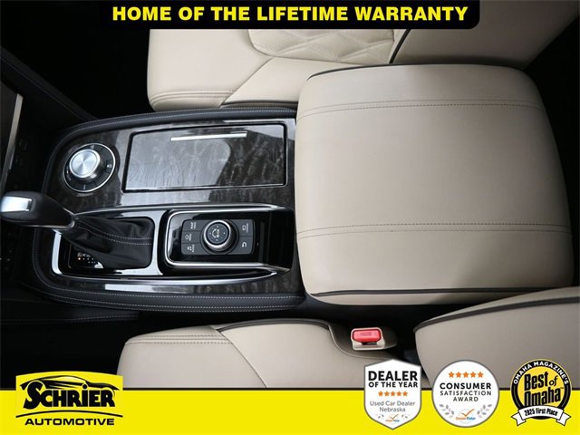 Used 2024 Nissan Armada Platinum w/ Captain's Chairs Package image 28