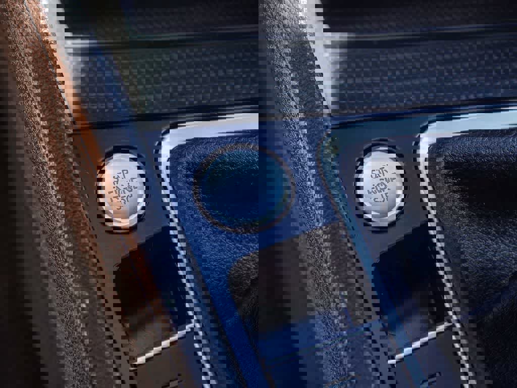 Used 2025 Volkswagen Jetta SEL image 21