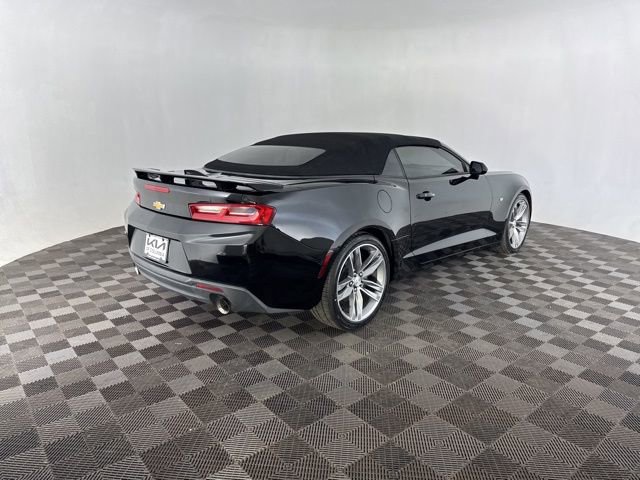 Used 2018 Chevrolet Camaro LT w/ RS Package image 7