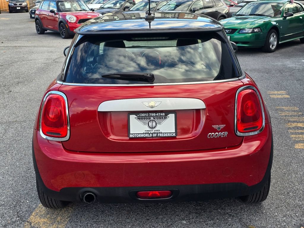 Used 2014 MINI Cooper 2-Door Hardtop FWD image 5