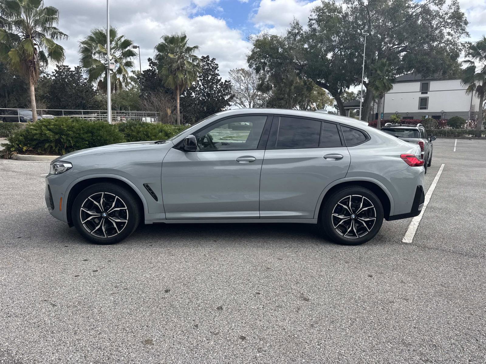 Used 2024 BMW X4 M40i image 7