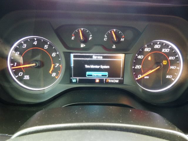 Used 2017 Chevrolet Camaro LT w/ Technology Package RWD image 28