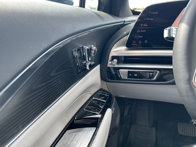 Used 2024 Cadillac Lyriq Luxury w/ LPO, Floor Liner Package image 19