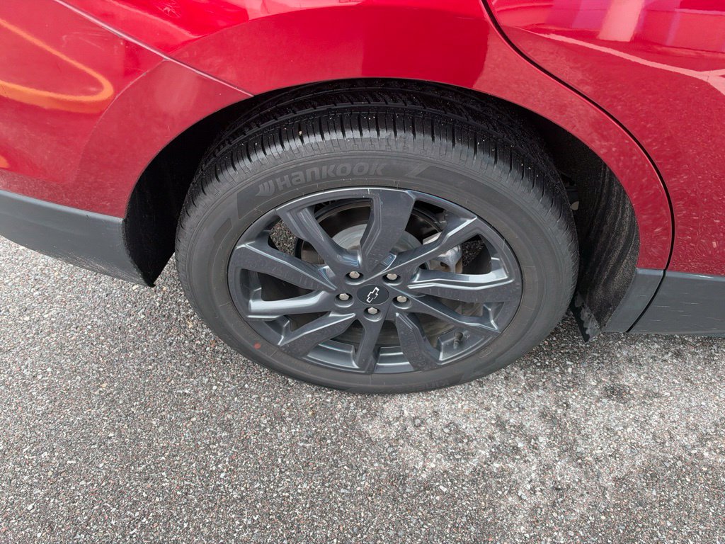 Used 2023 Chevrolet Equinox RS w/ RS Leather Package FWD image 8