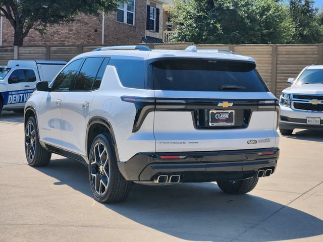 Used 2025 Chevrolet Traverse High Country AWD/4WD image 3