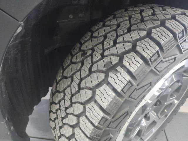 Used 2024 Honda Ridgeline Black Edition image 9