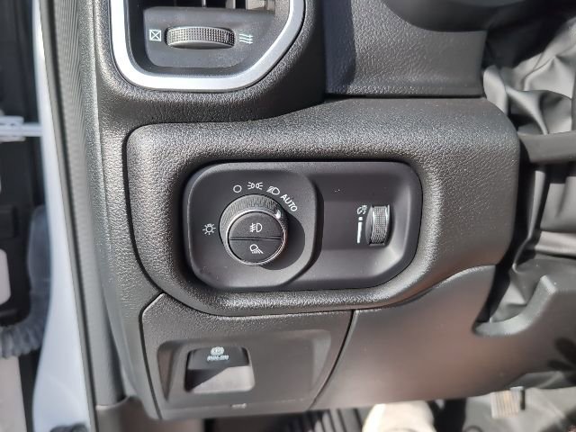 Used 2023 RAM 1500 Big Horn image 24
