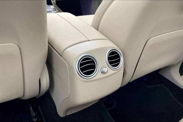 Used 2022 Mercedes-Benz GLC 300 4MATIC image 38