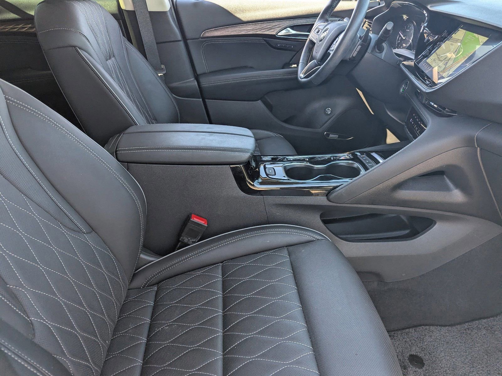 Used 2023 Buick Envision Avenir image 12