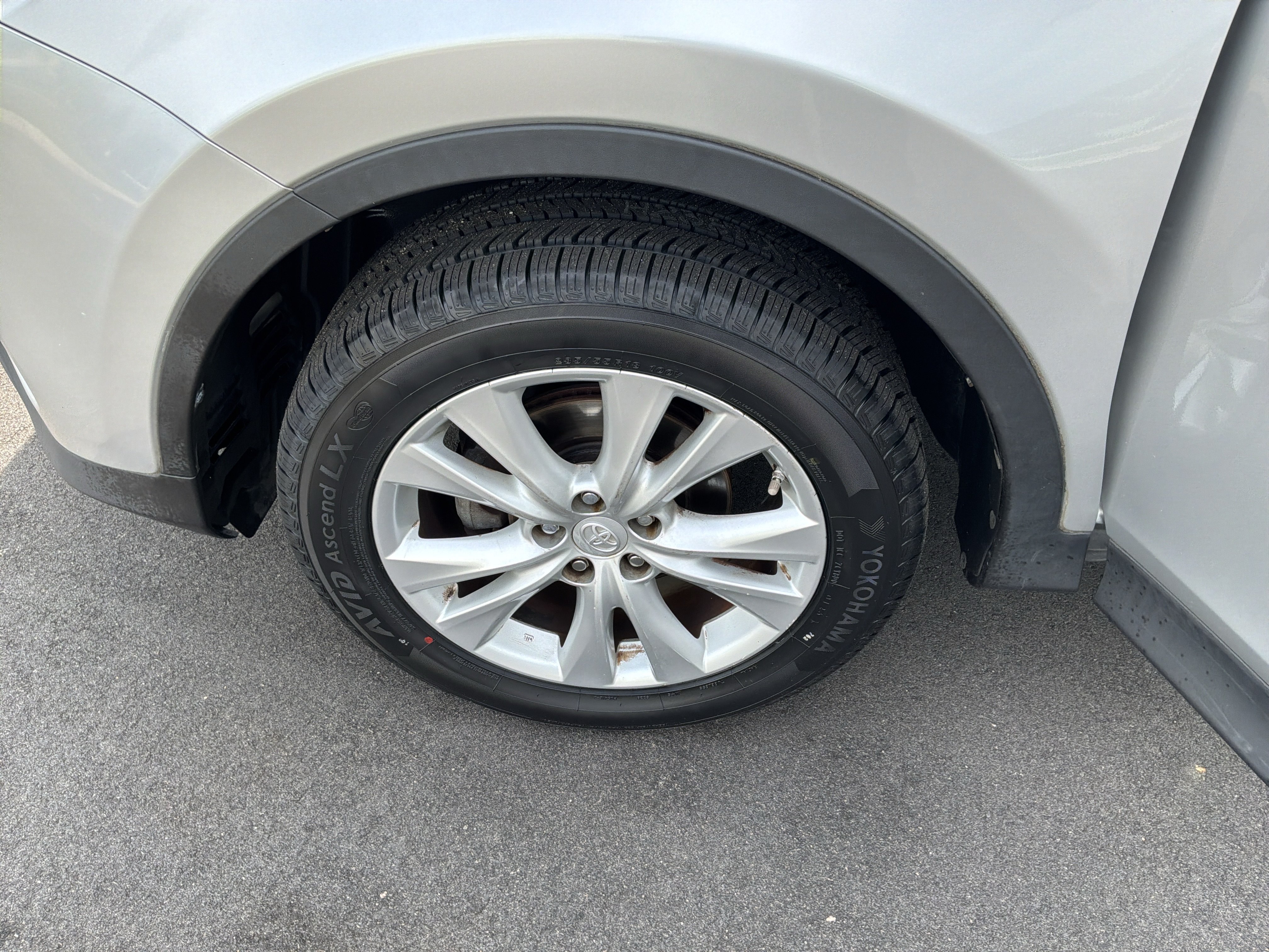 Used 2013 Toyota RAV4 Limited FWD image 13