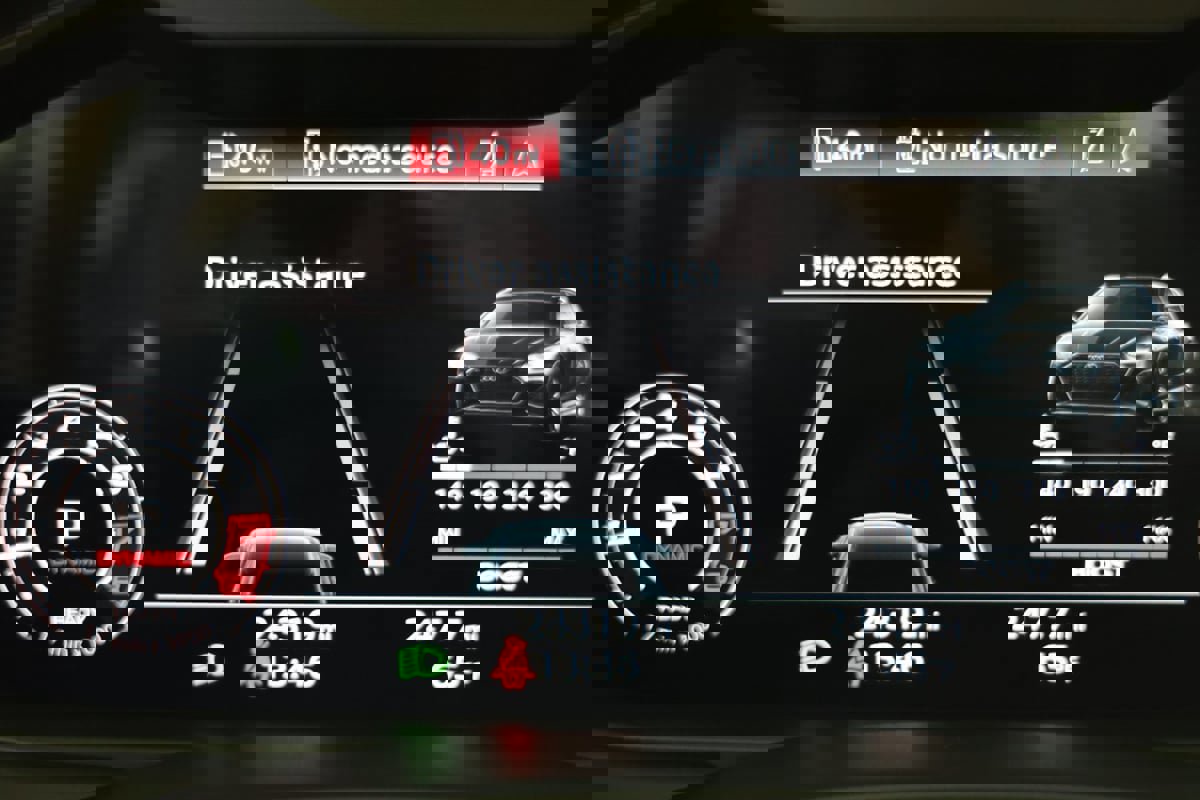 Used 2023 Audi RS 6 w/ Driver Assistance Package image 12