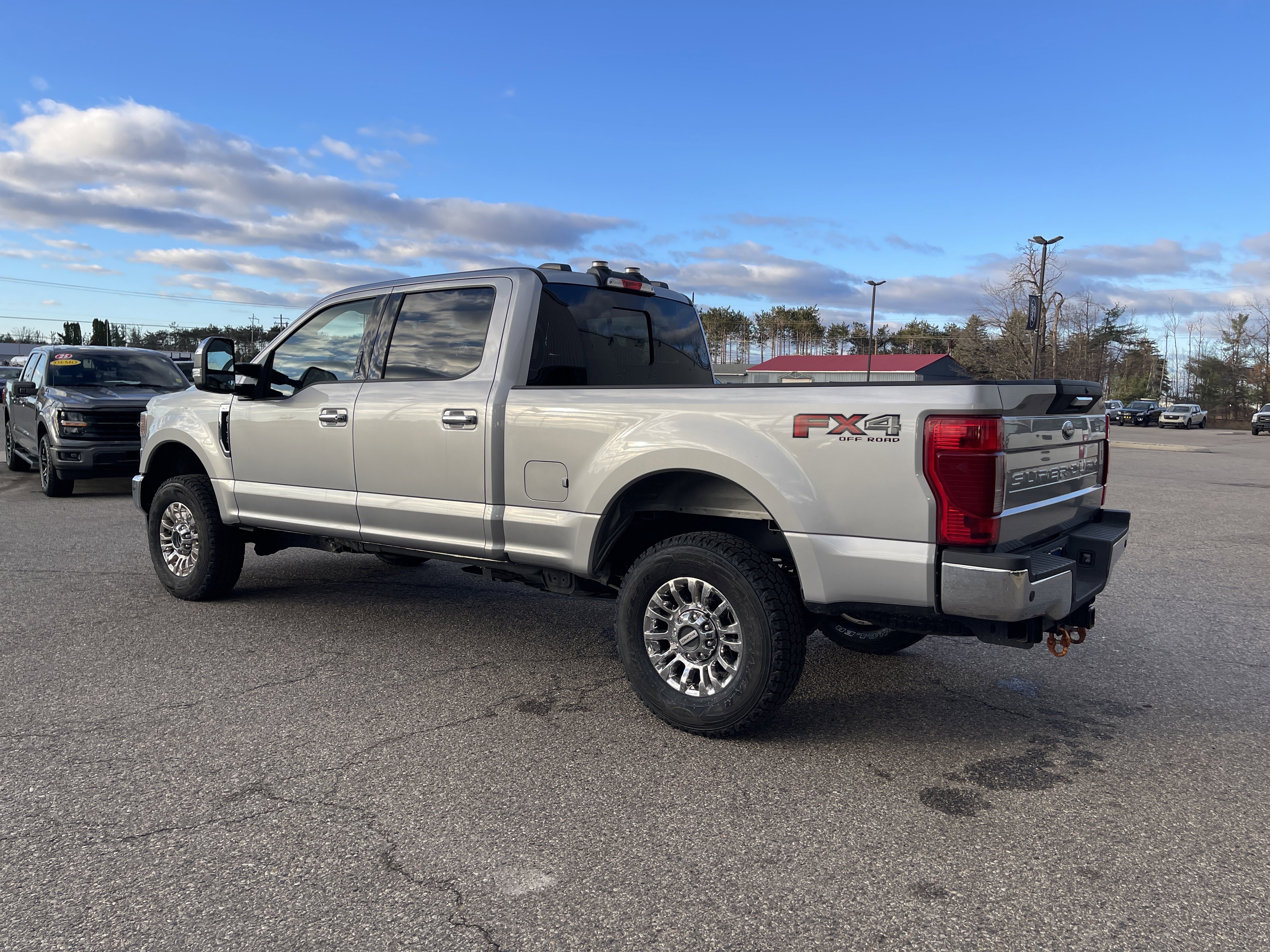 Certified 2022 Ford F350 XLT w/ XLT Premium Package image 6