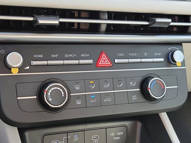 New 2026 Hyundai Tucson SE image 7