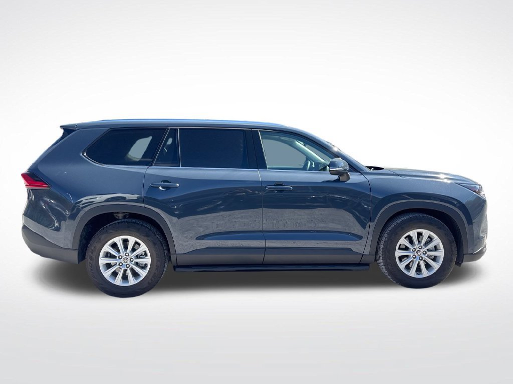 Used 2024 Toyota Grand Highlander AWD image 4