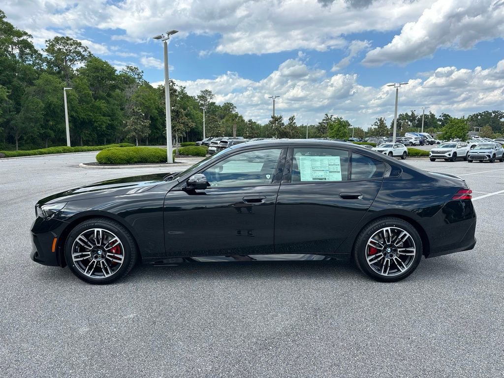 New 2027 BMW 530i RWD image 2