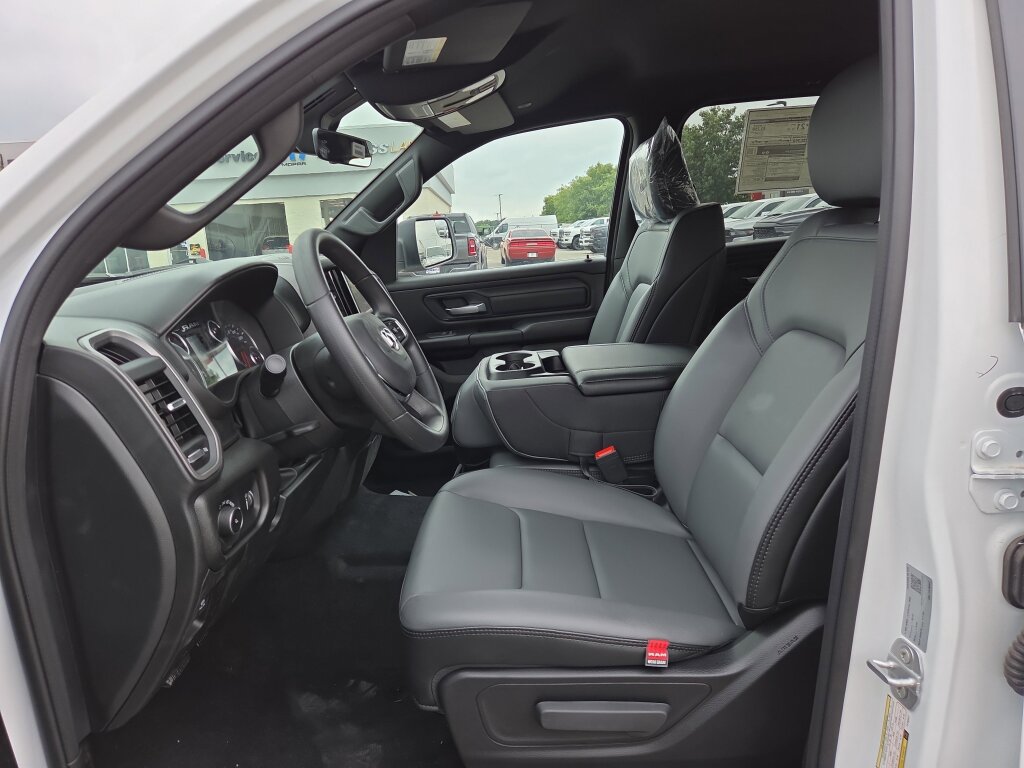 New 2026 RAM 1500 Tradesman AWD/4WD image 6