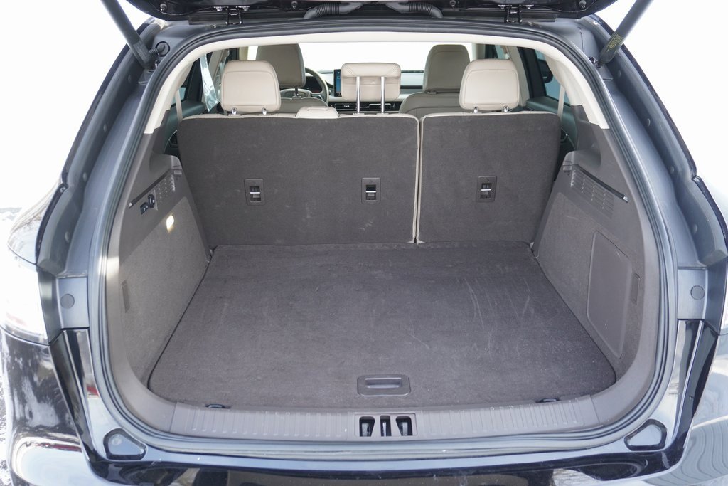 Used 2023 Lincoln Nautilus AWD w/ Premium Package image 7