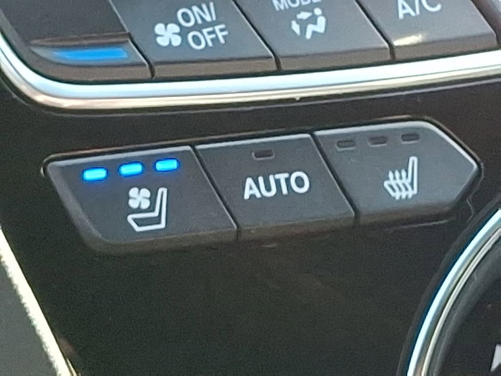 Used 2023 Acura RDX A-Spec image 27